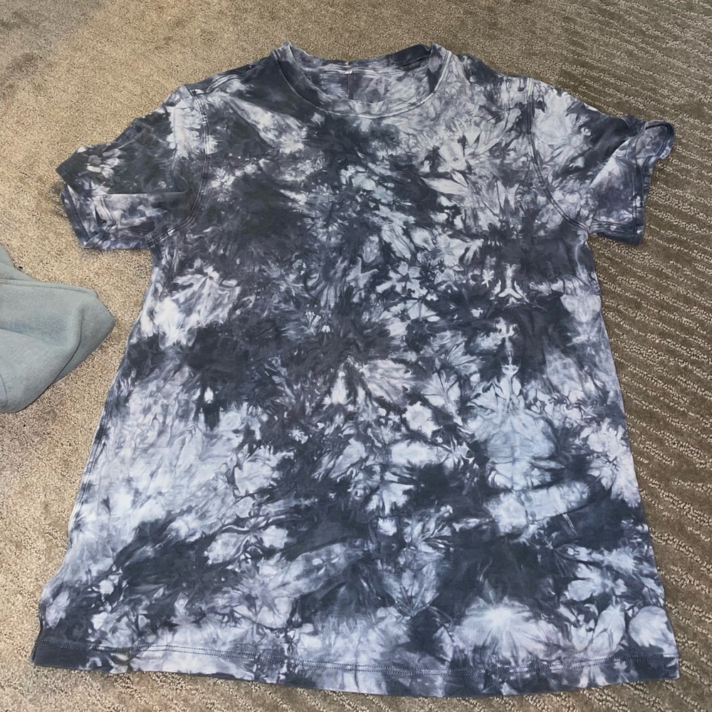 lululemon shirt